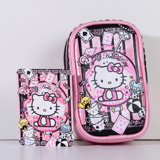 日本正版Hello Kitty撲克牌粉黑條紋化妝包收納包